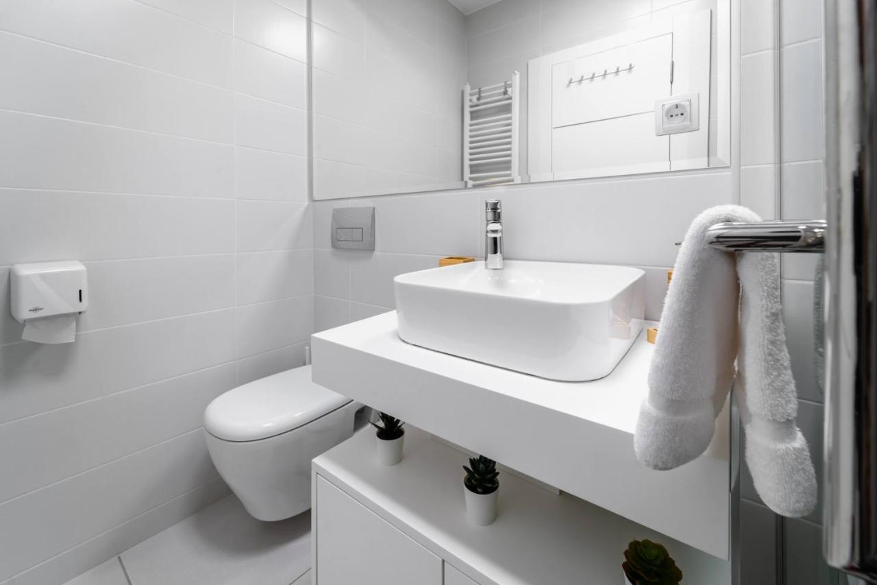 Cander Apartment